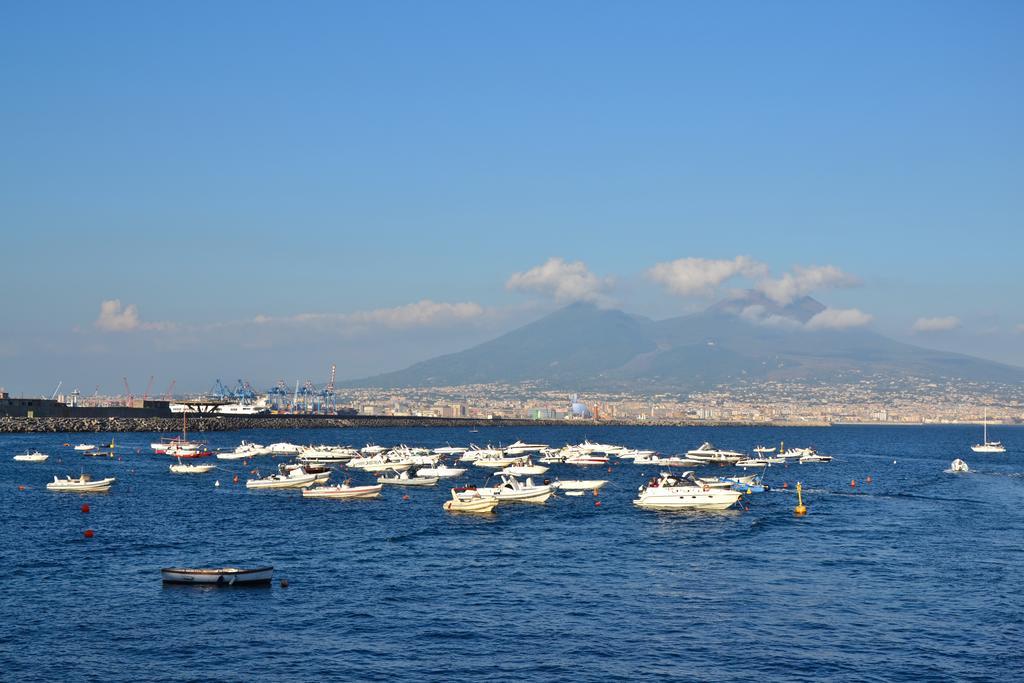 Monolocale Nel Cuore Di Napoli Apartman Szoba fotó